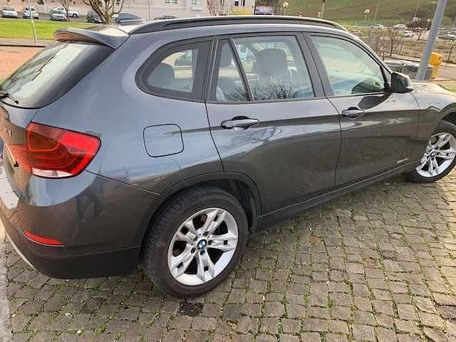 Usado BMW X1 143 HP (105 kW) 2013 Cinzento SUV