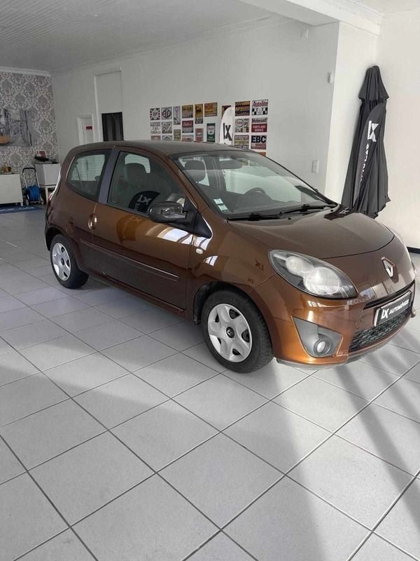 Castanho Usado 2010 Renault Twingo Rip Curl Citadino | € 4.900 (Preço justo) - Imagem 1/4