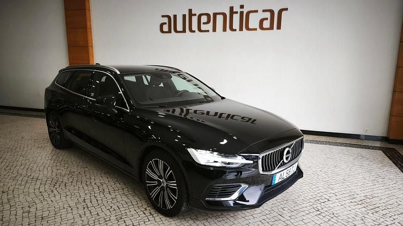 Preto Usado 2021 Volvo V60 Inscription Carrinha | € 28.900 (Bom preço) - Imagem 1/4