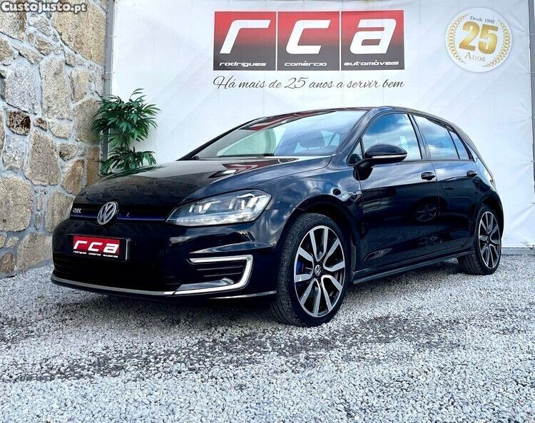 Preto Usado 2015 VW Golf VII GTE | € 14.490 - Imagem 1/1