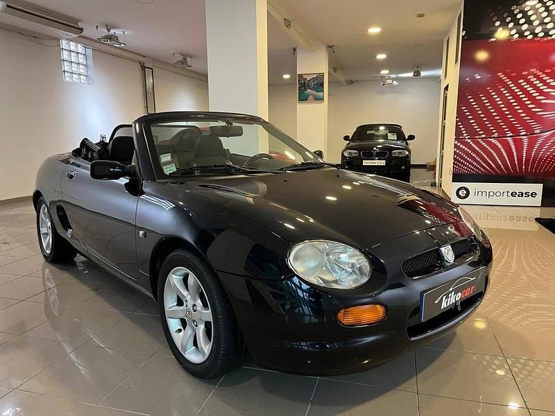 Usado MG F 120 HP (88 kW) 2000 Azul Cabrios