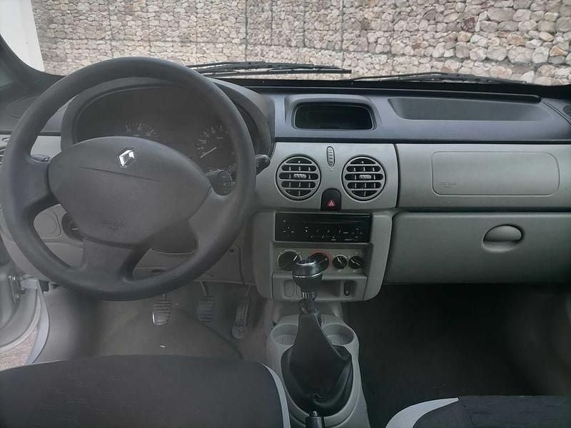Usado Renault Kangoo 85 HP (62 kW) 2005 Monovolume