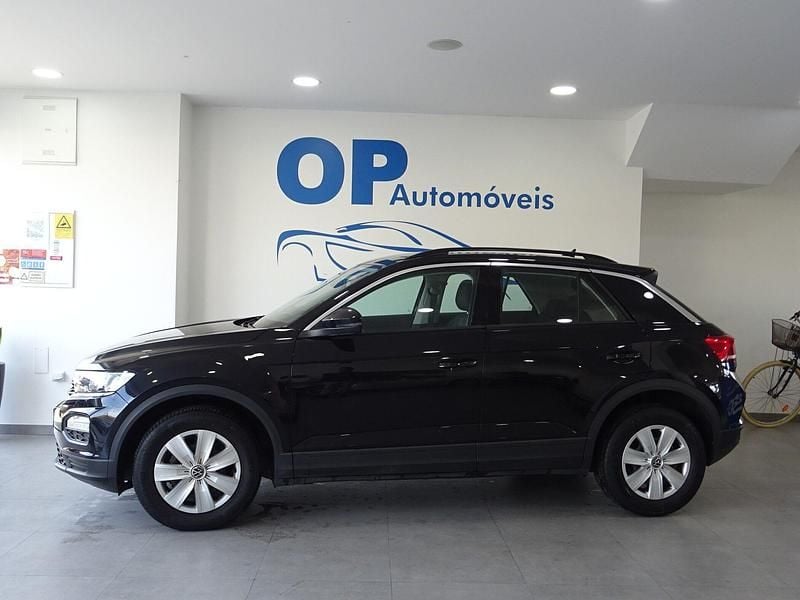 Usado VW T-Roc 110 HP (80 kW) 2021 Preto SUV