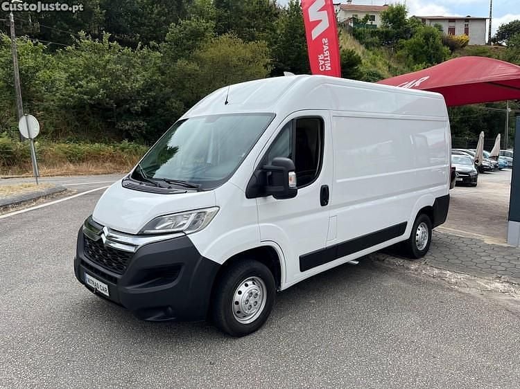 Branco Usado 2015 Citroën Jumper Monovolume | € 13.550 (Caro) - Imagem 1/1