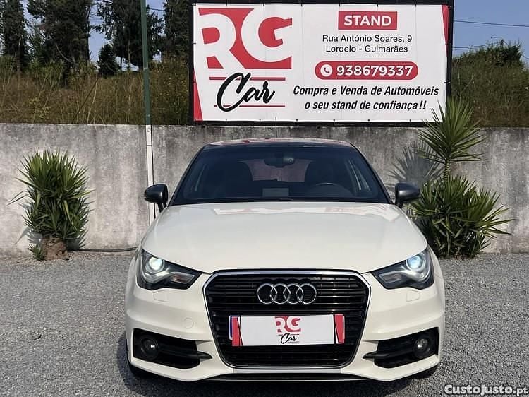 Branco Usado 2011 Audi A1 S-Line Citadino | € 12.500 - Imagem 1/1