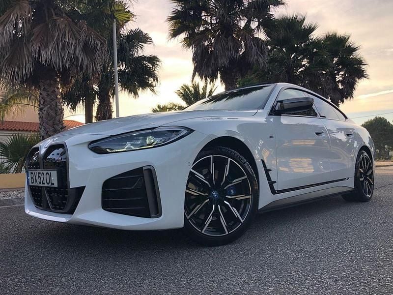 Branco Usado 2022 BMW i4 Performance Sedan | € 53.899 (Preço justo) - Imagem 1/4
