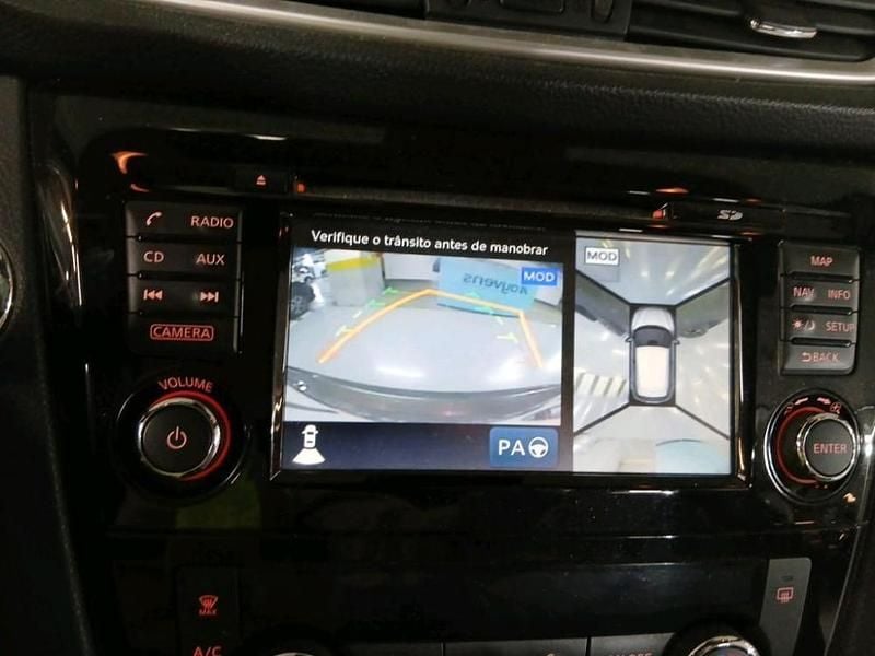 Usado Nissan Qashqai Premium Edition 130 HP (95 kW) 2017 Castanho SUV