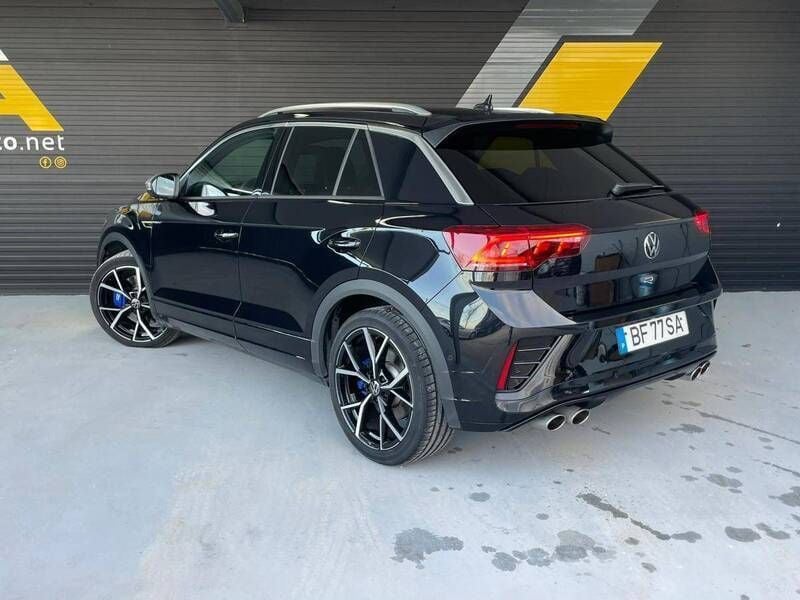 Usado VW T-Roc R 300 HP (220 kW) 2023 Preto SUV