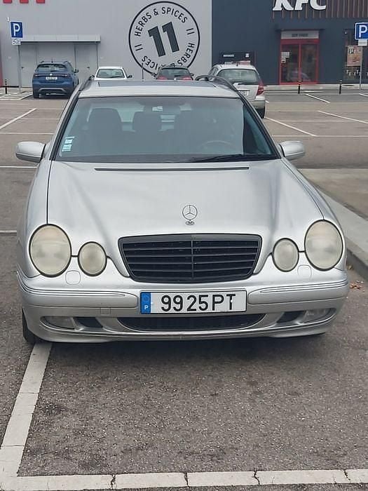 Usado 2000 Mercedes E320 Carrinha | € 6.000 - Imagem 1/4