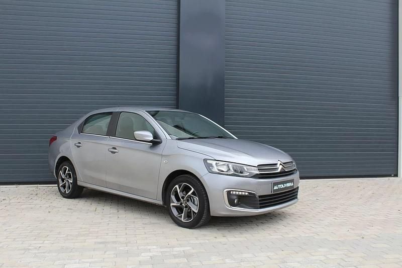 Usado Citroën C-Elysee I PureTech 82 HP (60 kW) 2019 Cinzento Sedan