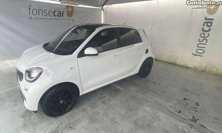 Usado Smart ForFour Electric Drive Passion 60 kW (82 HP) 2019 Branco