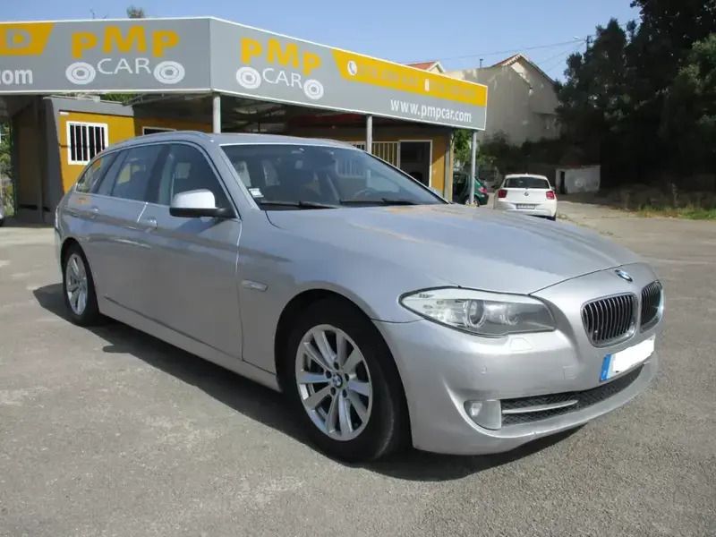 Cinzento Usado 2012 BMW 520 Carrinha | € 12.900 (Super Preço) - Imagem 1/4