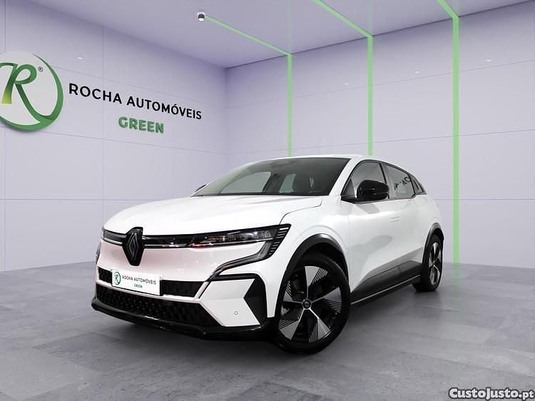 Branco Usado 2023 Renault Mégane Equilibre SUV | € 26.999 (Preço justo) - Imagem 1/1