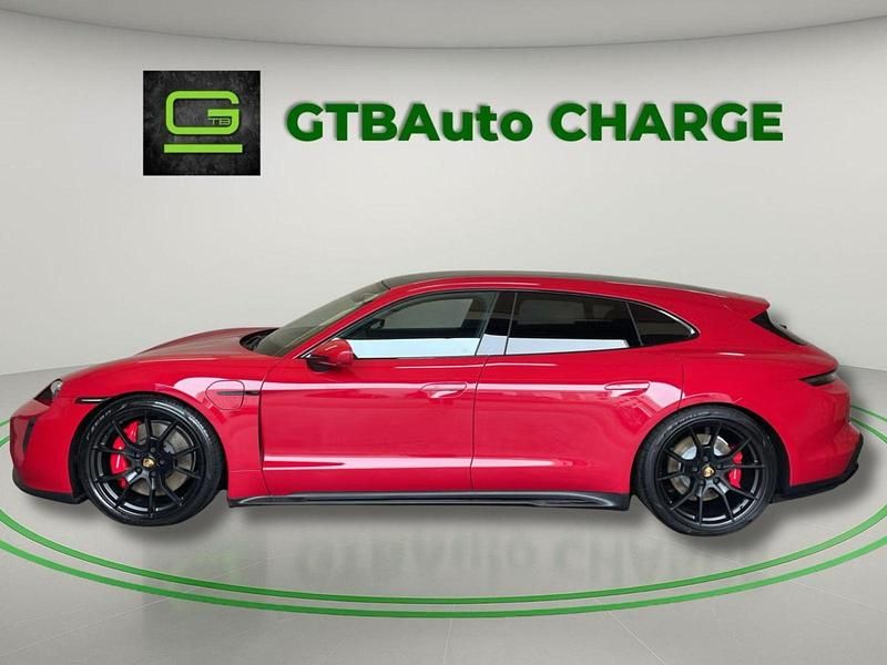 Vermelho Usado 2022 Porsche Taycan GTS Sedan | € 94.999 - Imagem 1/4