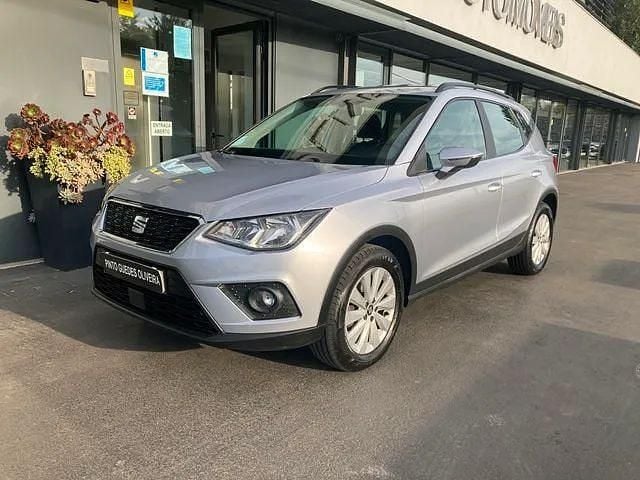 Cinzento Usado 2019 Seat Arona SUV | € 12.500 (Bom preço) - Imagem 1/4