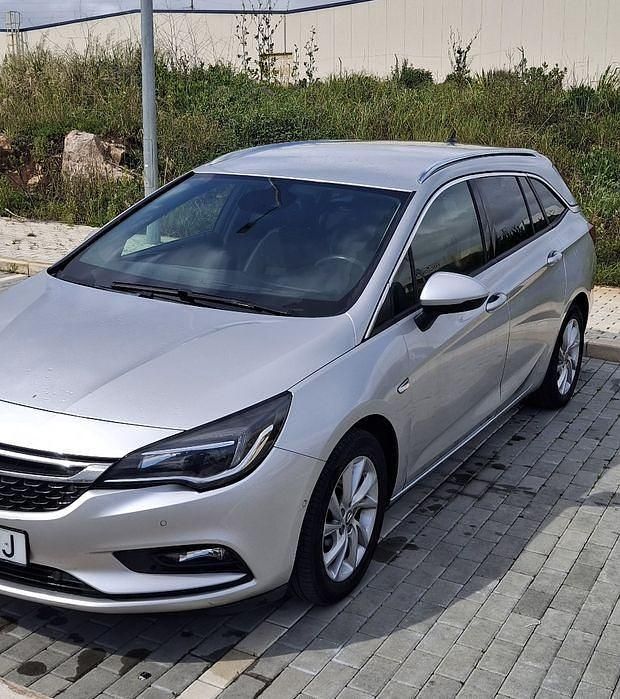 Usado 2018 Opel Astra Sedan | € 9.900 (Bom preço) - Imagem 1/4