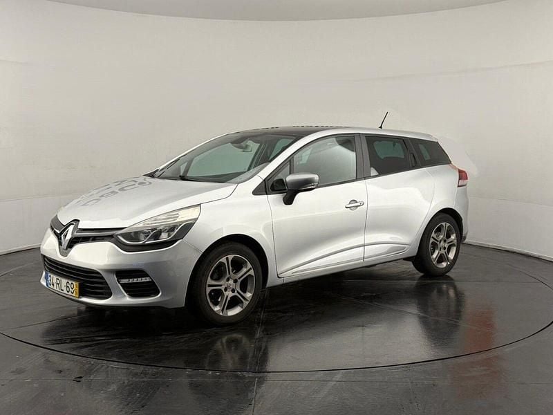 Usado Renault Clio GrandTour 90 HP (66 kW) 2016 Cinza Carrinha