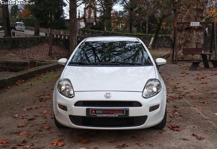 Branco Usado 2014 Fiat Punto Citadino | € 6.990 (Preço elevado) - Imagem 1/1