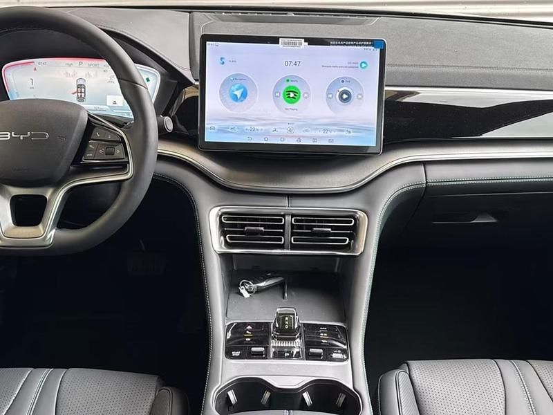 Novo BYD Seal U Comfort 150 kW (204 HP) 2025 Cinza SUV