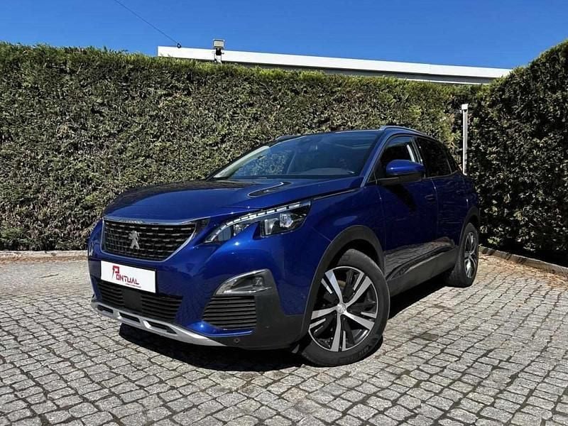 Azul Usado 2019 Peugeot 3008 Allure SUV | € 18.990 (Bom preço) - Imagem 1/4