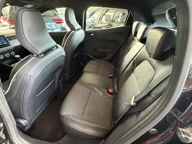 Usado Renault Clio V 90 HP (66 kW) 2022 Outra Citadino