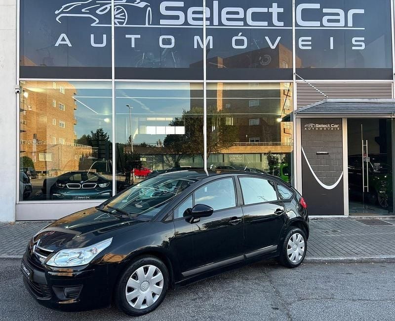 Usado Citroën C4 92 HP (67 kW) 2010 Preto