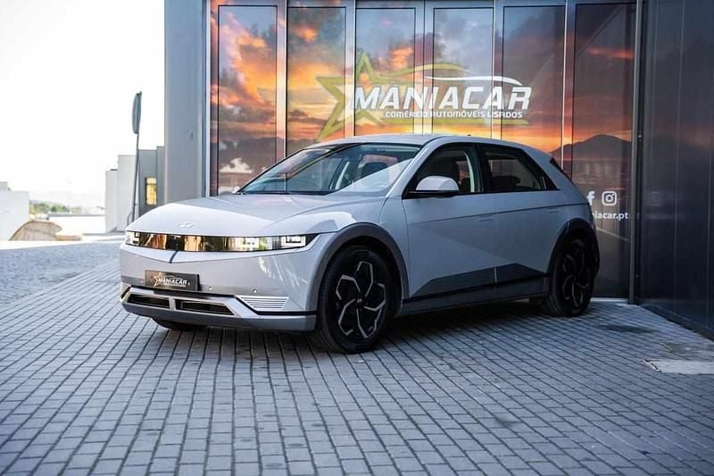 Cinzento Usado 2021 Hyundai Ioniq 5 SUV | € 28.900 (Preço justo) - Imagem 1/4