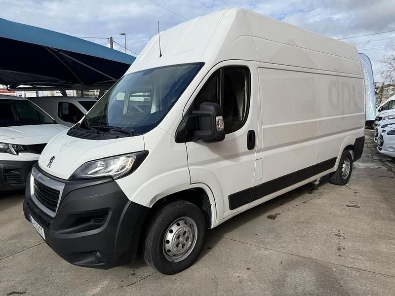 Usado Peugeot Boxer 120 HP (88 kW) 2020 Branco Van