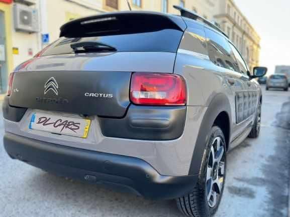 Usado Citroën C4 Cactus PureTech 82 HP (60 kW) 2017 Outra Citadino