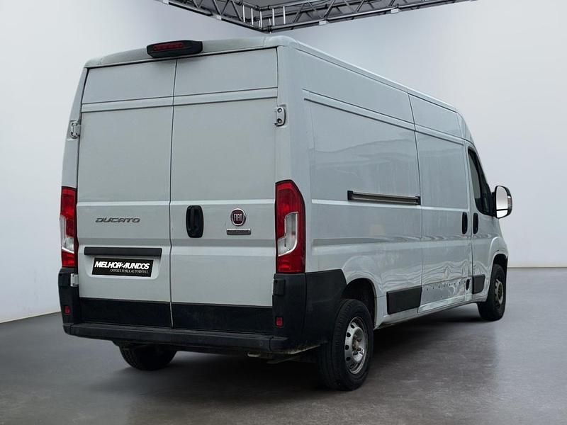 Usado Fiat Ducato 140 HP (102 kW) 2022 Branco Van