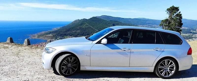 Cinzento Usado 2009 BMW 320 Efficient Dynamics Carrinha | € 10.750 (Preço justo) - Imagem 1/4
