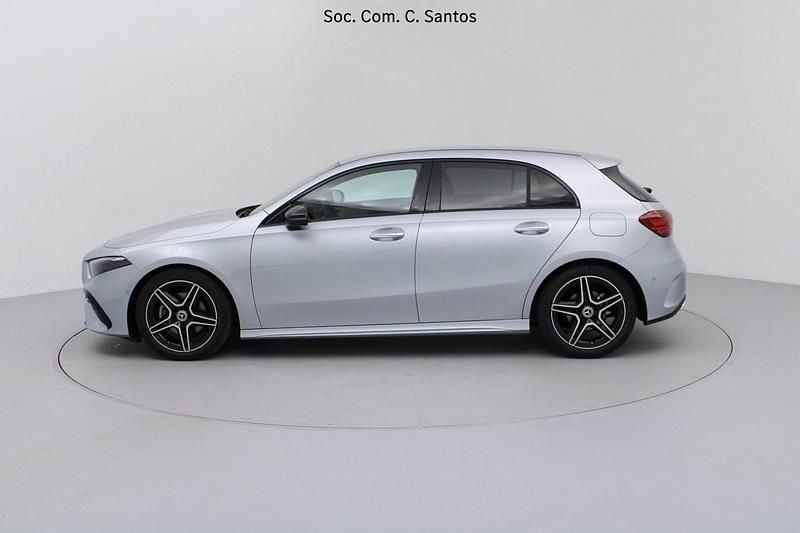 Usado Mercedes A180 AMG 116 HP (85 kW) 2025 Cinza Sedan