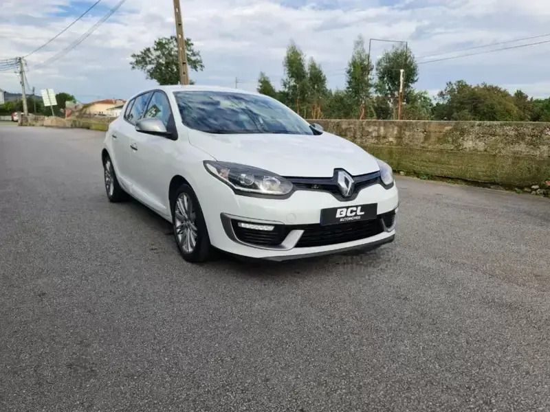 Branco Usado 2015 Renault Mégane GT Line GT-Line Citadino | € 11.500 (Preço justo) - Imagem 1/4