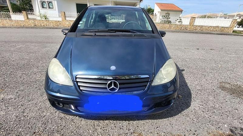 Usado 2005 Mercedes A150 Avantgarde Sedan | € 1.750 (Super Preço) - Imagem 1/4