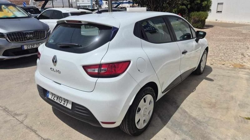 Usado Renault Clio IV 75 HP (55 kW) 2019 Branco Citadino