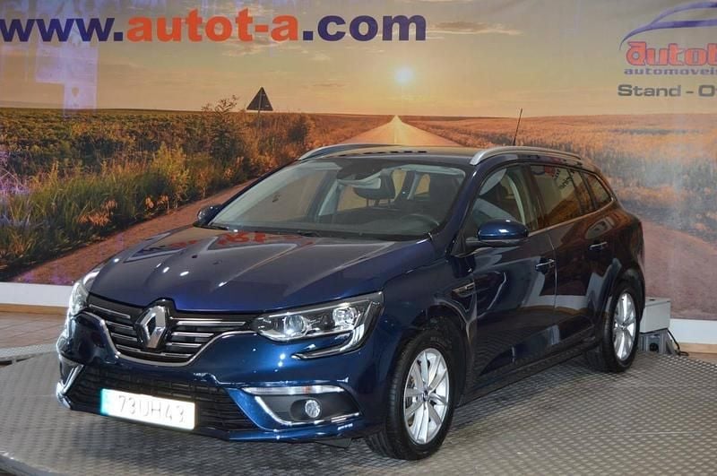 Usado Renault Mégane IV 110 HP (80 kW) 2018 Azul Carrinha