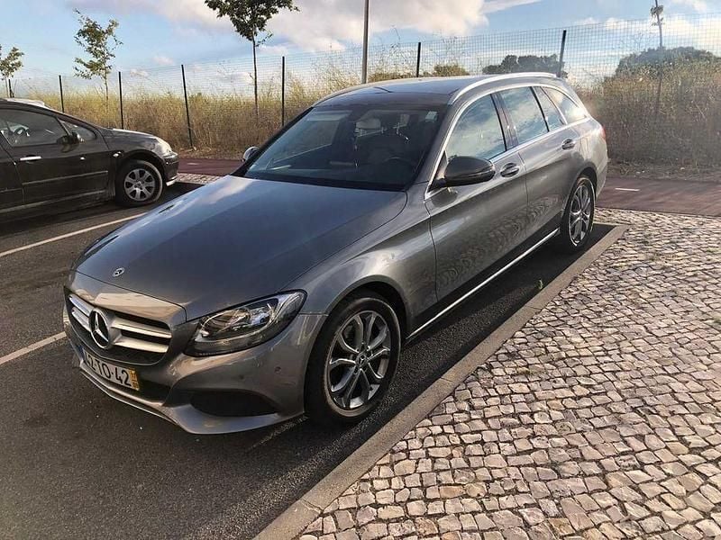 Usado 2017 Mercedes C200 Avantgarde Sedan | € 16.900 (Super Preço) - Imagem 1/4