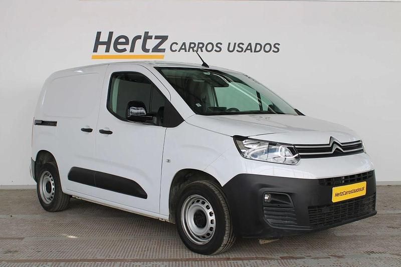 Branco Usado 2023 Citroën Berlingo Monovolume | € 16.990 (Preço justo) - Imagem 1/4