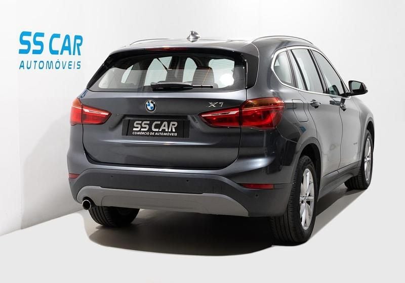 Usado BMW X1 Advantage 116 HP (85 kW) 2018 Cinza SUV