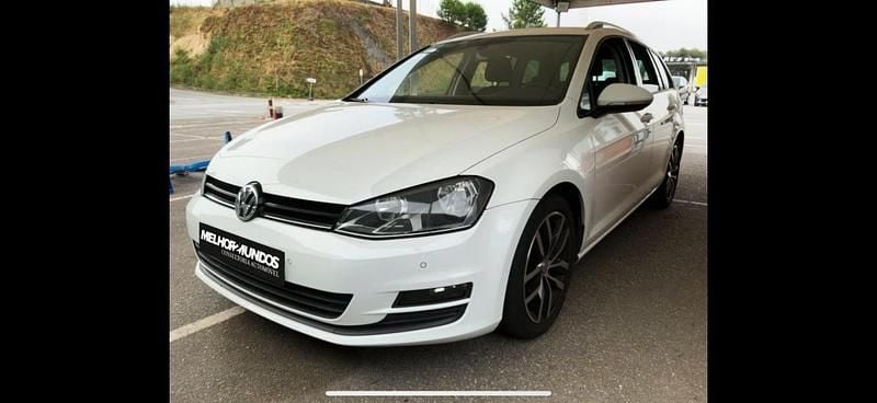 Branco Usado 2014 VW Golf VII Advance Carrinha | € 11.750 (Preço justo) - Imagem 1/4