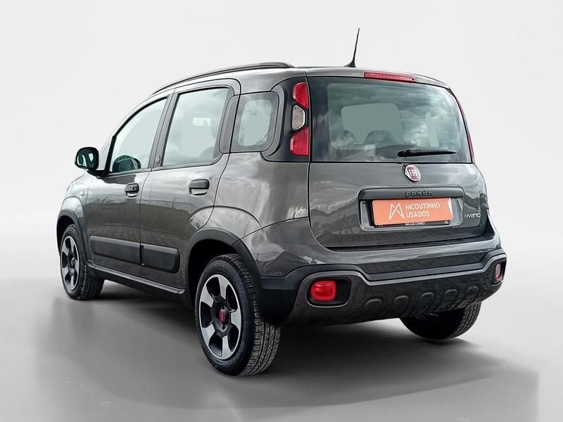 Usado Fiat Panda Red 71 HP (52 kW) 2024 Cinza Sedan