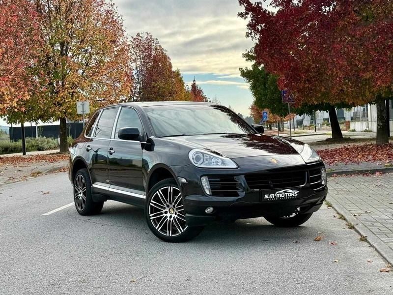 Preto Usado 2008 Porsche Cayenne SUV | € 23.500 - Imagem 1/4