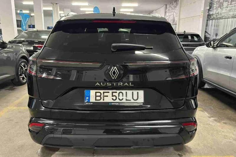 Usado Renault Austral Techno 140 HP (102 kW) 2023 Preto SUV