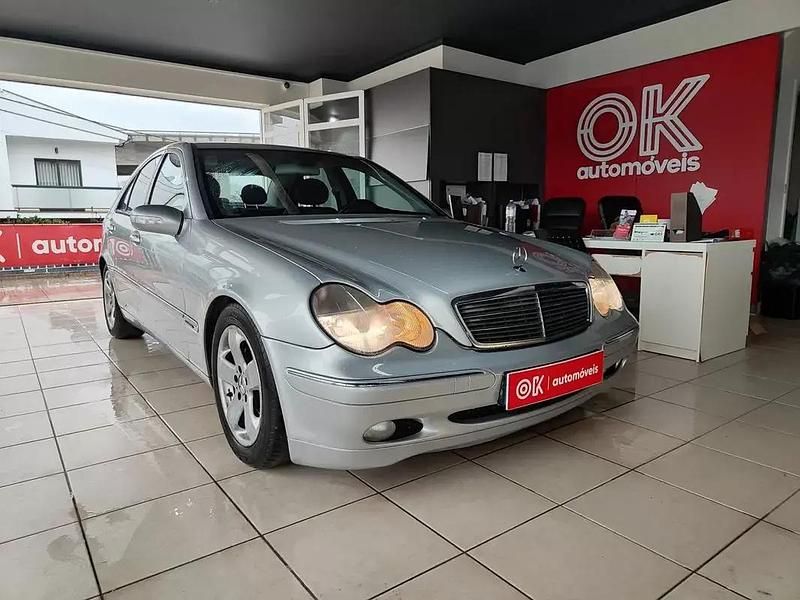 Cinza antracite Usado 2001 Mercedes C220 Elegance Sedan | € 5.950 (Preço elevado) - Imagem 1/4