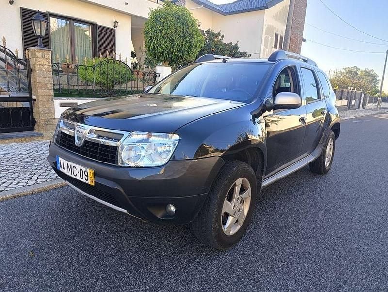 Usado 2011 Dacia Duster Sedan | € 5.900 (Preço justo) - Imagem 1/4