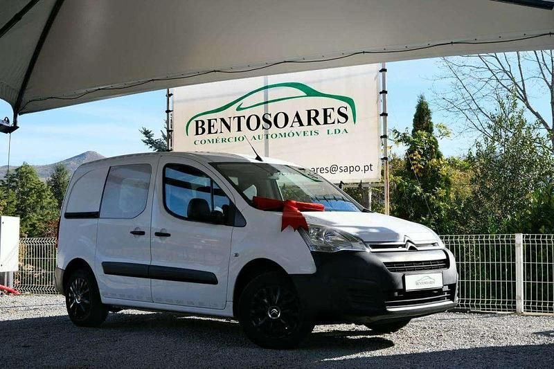 Branco Usado 2016 Citroën Berlingo Sedan | € 9.500 (Bom preço) - Imagem 1/4
