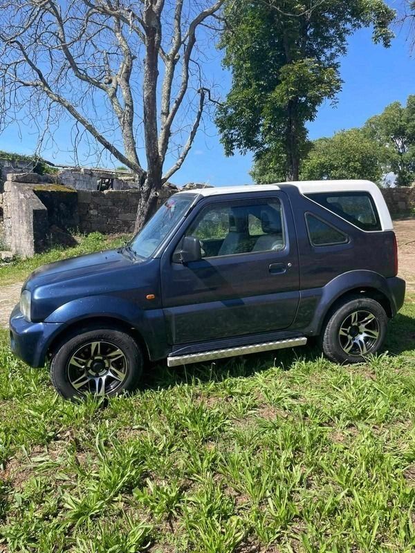 Azul Usado 2001 Suzuki Jimny SUV | € 9.000 - Imagem 1/4