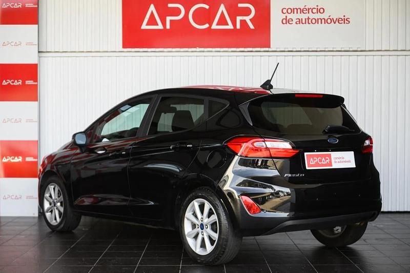 Usado Ford Fiesta Trend 100 HP (73 kW) 2023 Preto Citadino