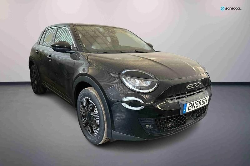 Preto Usado 2024 Fiat 600 SUV | € 23.490 (Preço justo) - Imagem 1/4