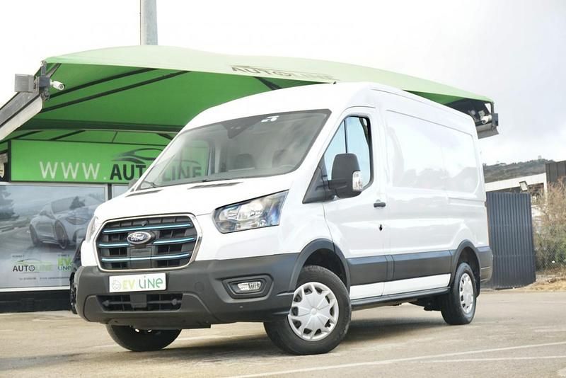 Branco Usado 2023 Ford Transit | € 32.990 - Imagem 1/4